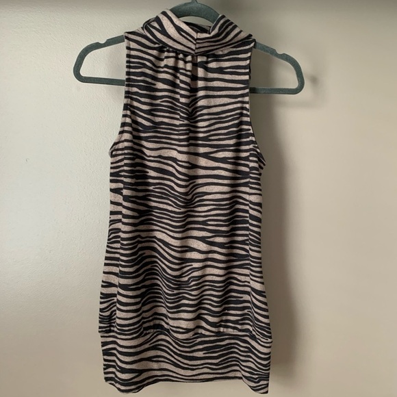TWENTYONE animal print sleeveless top - Picture 10 of 11